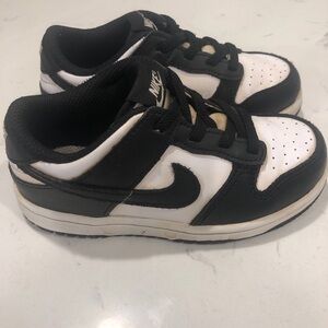 Nike Dunks 9C